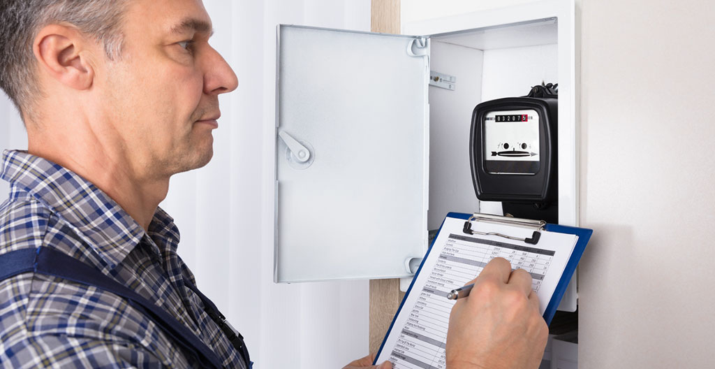 Facture d'électricité professionnelle détaillée avec index de compteur, période de consommation et détail des montants